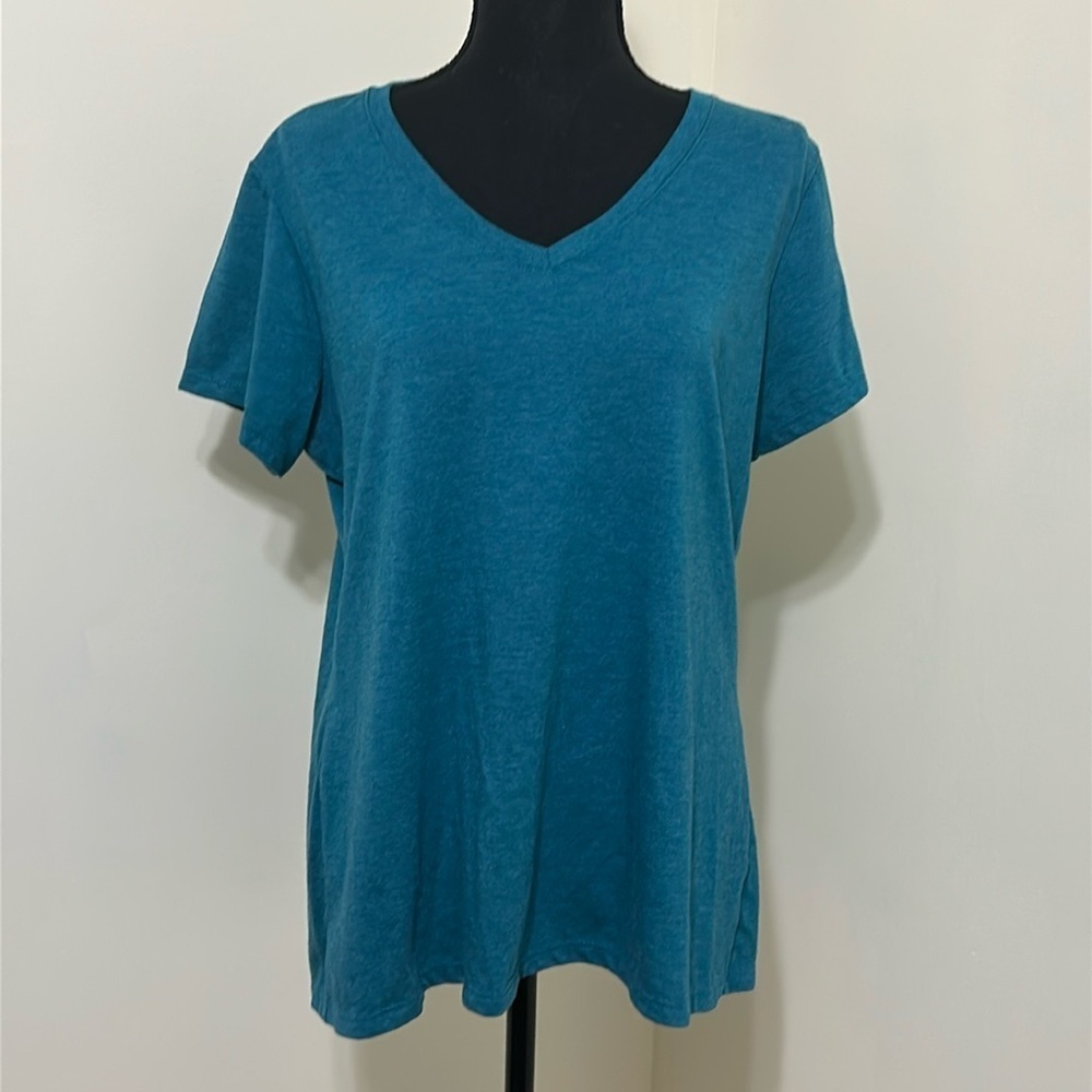 Perfect Tri District Women’s V-neck TShirt. TEAL. XL